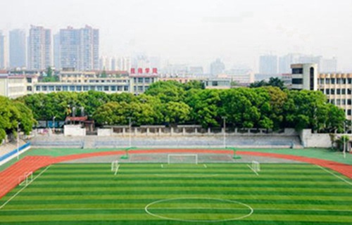 无锡2023年比较好且开设有商务英语专业的中专学校有哪些
